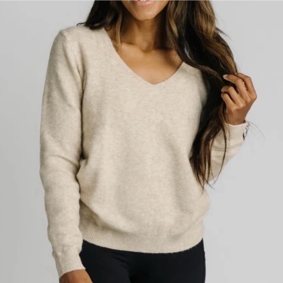 ZYIA Active Soft Camel Brushed V Neck Sweater Size 3XL - Picture 1 of 8